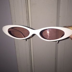 WHITE FRAMED CAT EYE GLASSES WITH PINK TINT LENSES